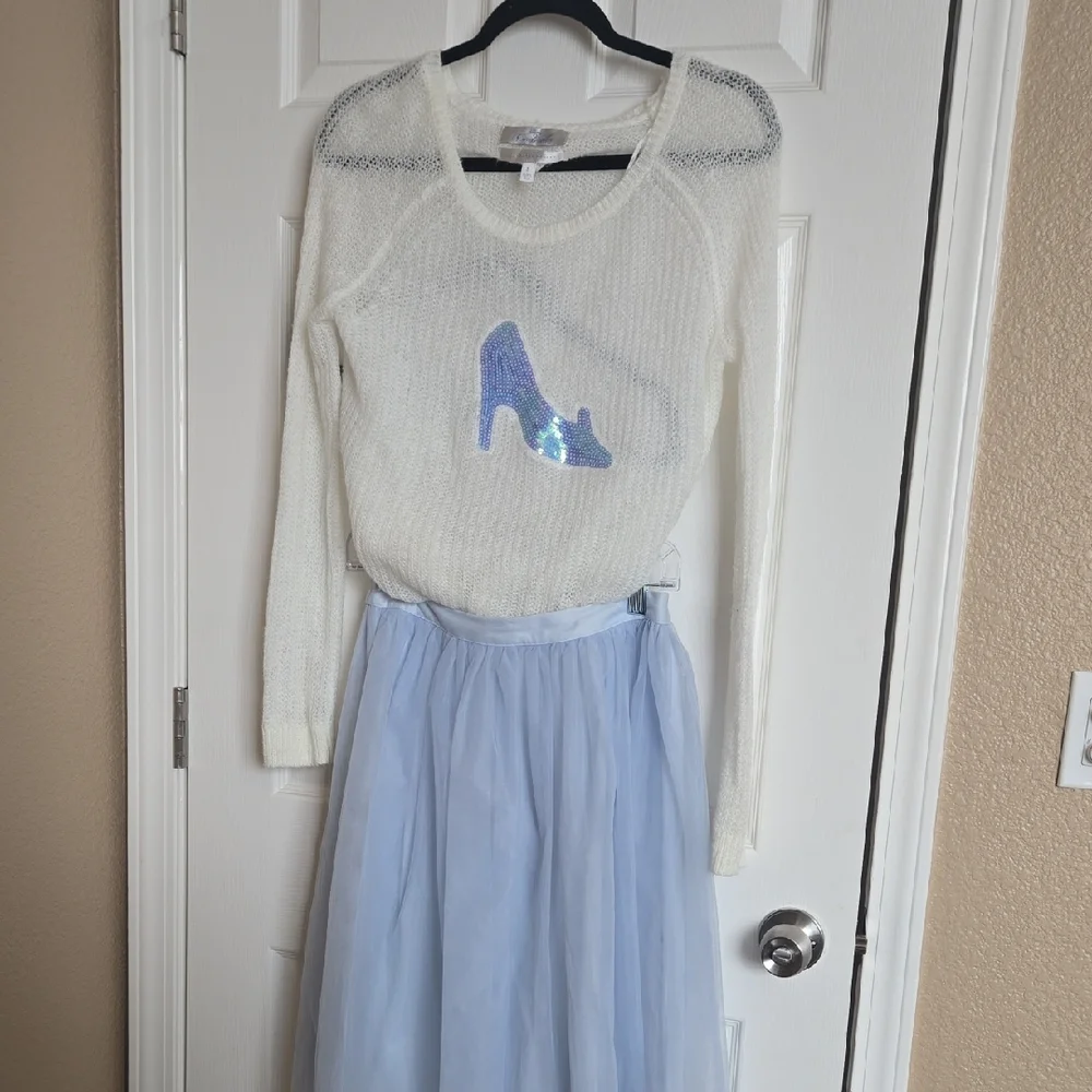LC Lauren Conrad Cream Sweater - Picture 1 of 7